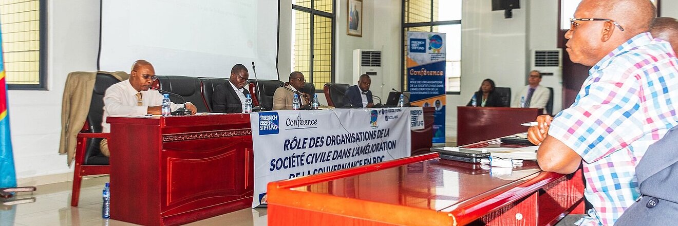 Conférence débat sur le rôle des organisations de la Société Civile